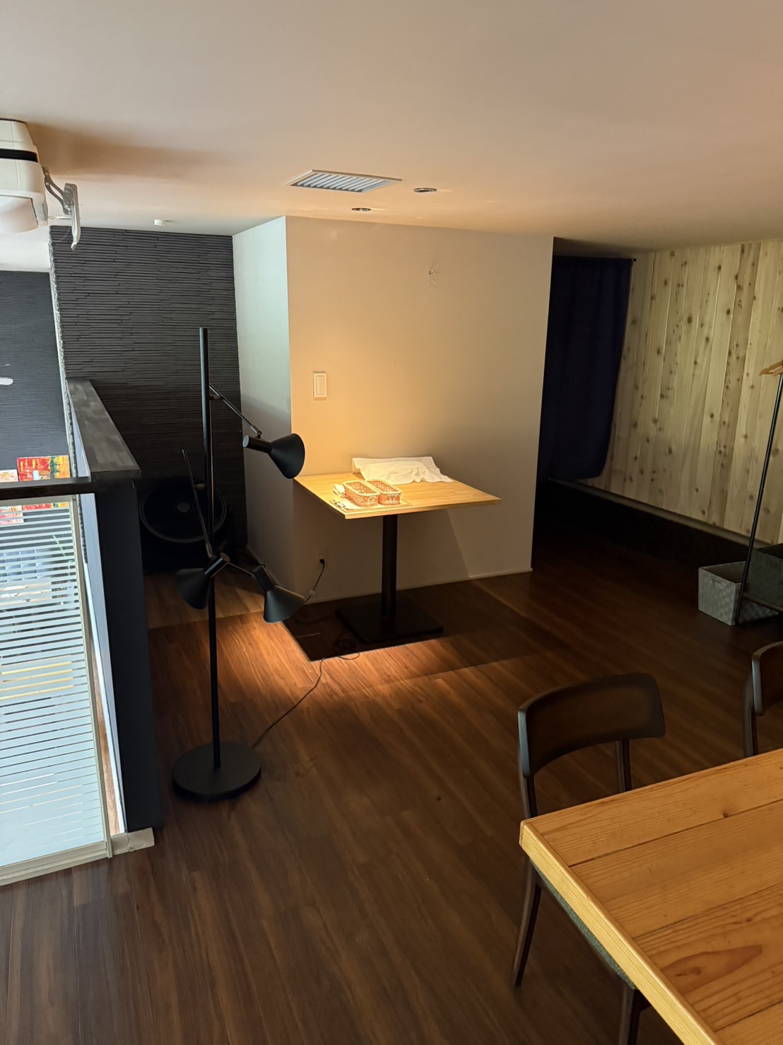 line_oa_chat_250519_101022_group_4