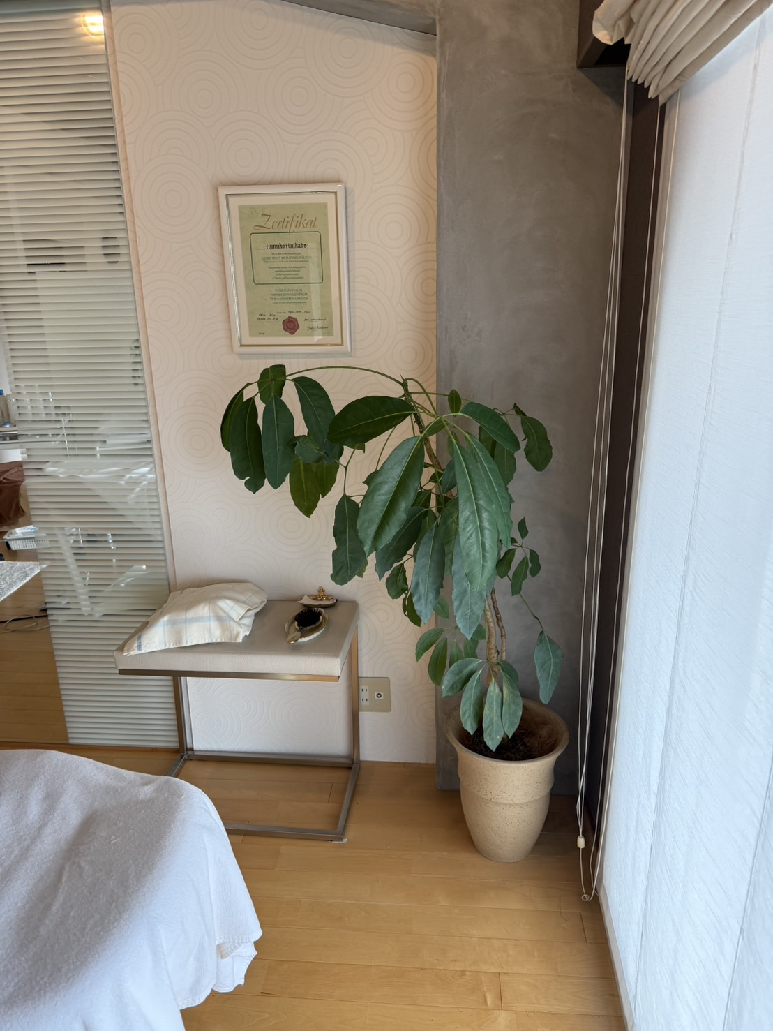line_oa_chat_250624_094430_group_3