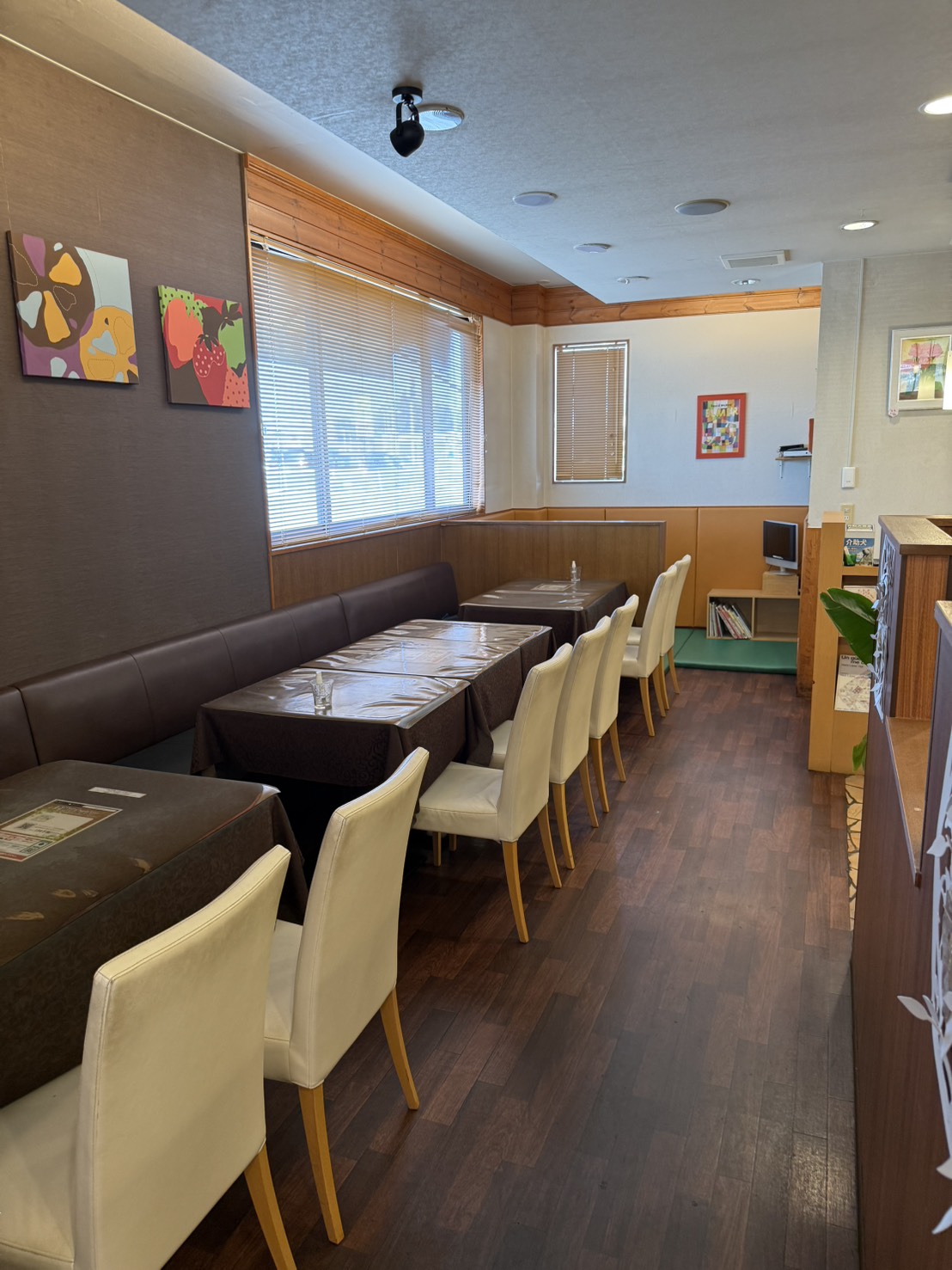 line_oa_chat_251003_085400_group_0